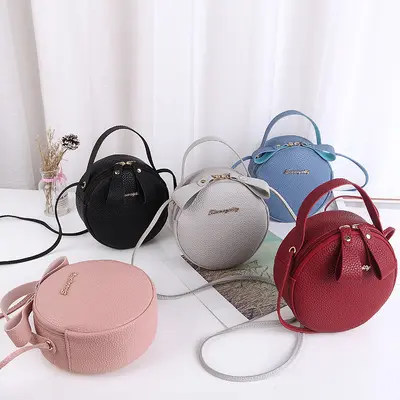 Sevimli Küçük Yuvarlak Kadın Crossbody Çanta, Taşınabilir Kozmetik Çantası