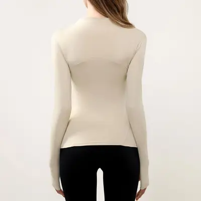 Dik yakalı uzun kollu kadın yoga üstü, hızlı kuruyan ve slim fit - 3