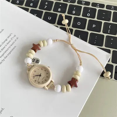 Ins Naihuhu handgefertigtes Damenarmband Damenuhr literarisch schlicht Mädchenuhr Freundinnenuhr Nischenschülerinnenuhr