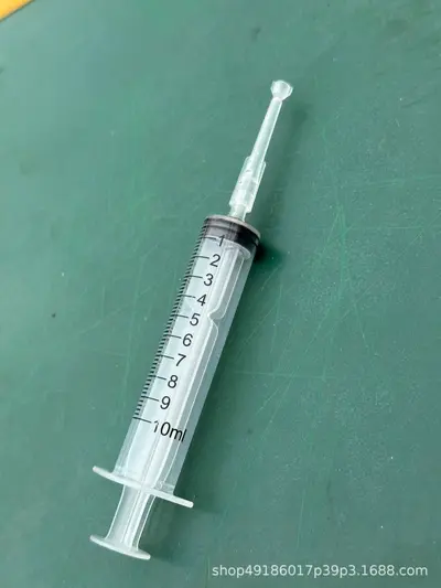 Graduated Plastic Syringe with Needle for Travel Perfume Bottle Refilling - 12