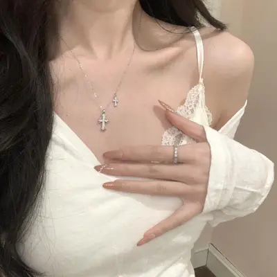 s925 ayar gümüş elmas çift çapraz kolye kadın moda erişilebilir lüks niş üst düzey klavikula zinciri tam elmas kolye takı
