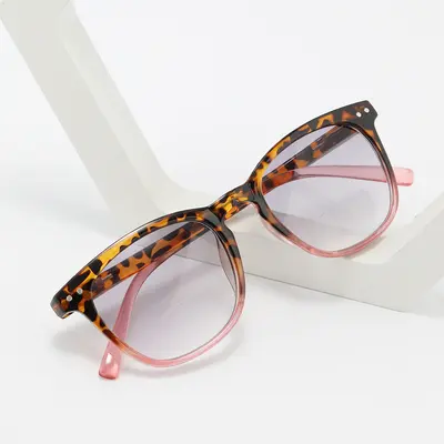 Color-Changing Bifocal Reading Glasses, Fashion Sunglasses