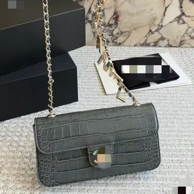 Cross-border Crocodile Texture Handbag with Top Handle Mini Chain Bag Vintage Commuter Versatile Shoulder Crossbody Bag