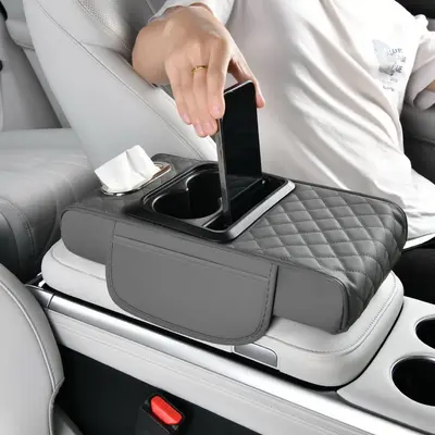 Vierfach-Autositzerhöhungskissen, Armlehnenbox, Nappaleder-Doppelbecherhalter, Auto-Aufbewahrungsbox, tragbarer Taschentuchspender für das Auto