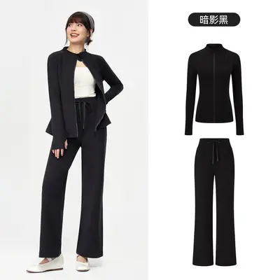 Women's Two-Piece Yoga Set in Camel Fleece with Zip Stand-Up Collar - 8