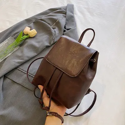 Large Capacity Women's Backpack, Minimalist Casual Style - 8