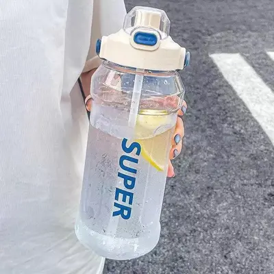 Büyük Kapasiteli Spor Su Şişesi 2 Litre İnstagram Trendysi Pipetli Bardak Ölçekli Taşınabilir Basit Tasarım Sızdırmaz Darbeye Dayanıklı Su Bardağı - 4