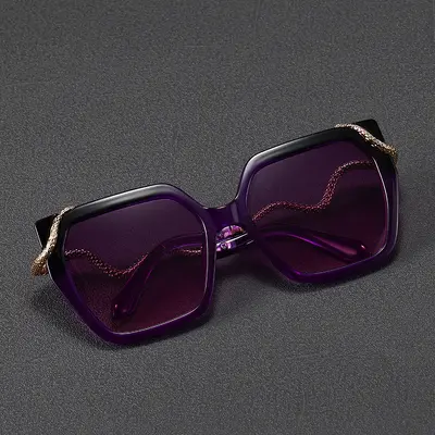 Large Square Frame Sunglasses with Metal Snake-Shaped Mirror Temples - 10
