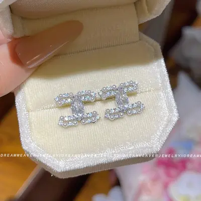 Small Elegant Scented Earrings, Simple Niche Design - 9
