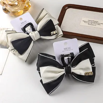 Kartenverpackte Schleifenklemme im eleganten Chanel-Stil, Haarklemme für große Haarmengen, Supermarkt-Haarzubehör für Damen, Haarklemme für den Hinterkopf, Hai-Klemme - 2