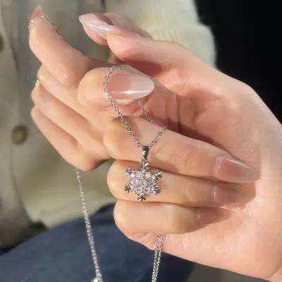 Kadınlar için tatlı orman tarzı kolye, solmayan, niş tasarım, modaya uygun kolye, çok yönlü mizaç, titanyum çelik köprücük kemiği zincir takı - 11