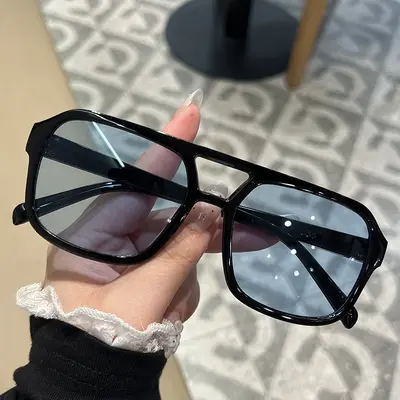Eckige Sonnenbrille im Bonbonfarben-Design, Doppelsteg, UV-Schutz - 8