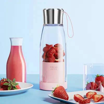 Wireless portable fruit juicer, rechargeable - 4