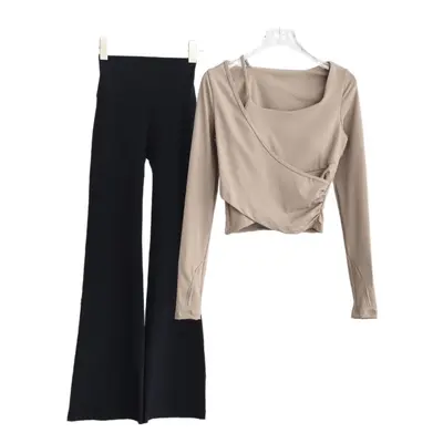 Damen Yoga-Set, schmal geschnittenes Langarmoberteil mit Brustpolster - 6