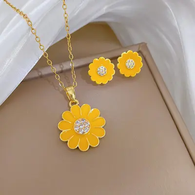 Full Zirconia Copper Earring and Necklace Set