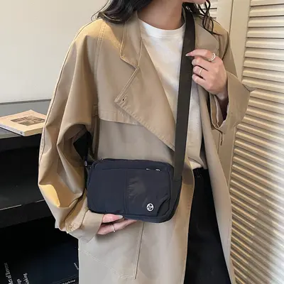 Women's Small Square Single-Shoulder Crossbody Bag, Niche Design - 3