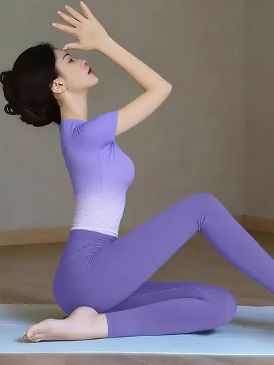 Gradyan yoga seti, kısa kollu, dış giyim olarak taşınabilir - 9