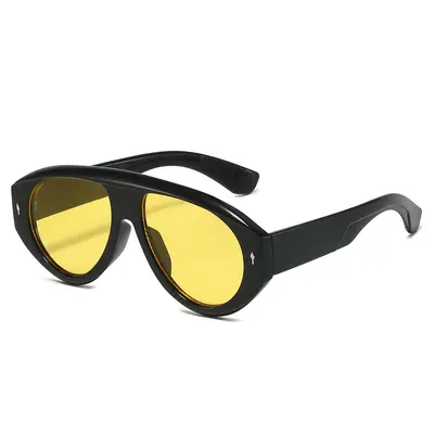 Oversized Aviator-Style Sunglasses with Rivet Detail for Driving - 5