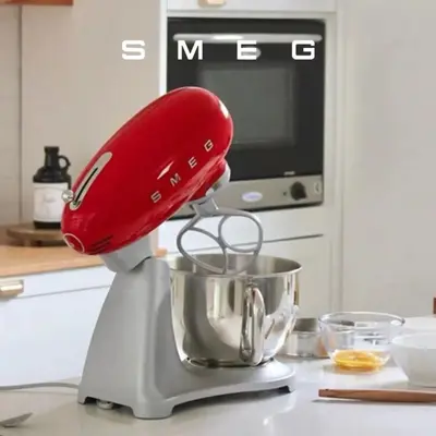 SMEG şef makinesi çok fonksiyonlu pişirme makinesi krem karıştırıcı yumurta yoğurma hamur karıştırıcı SMF02