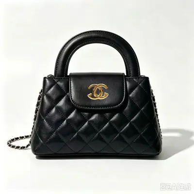 Women's Quilted Chain Crossbody Bag, Light Luxury