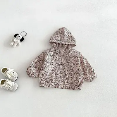 Baby Autumn Three-Piece Set with Leopard Hooded Jacket and Jeans - 8