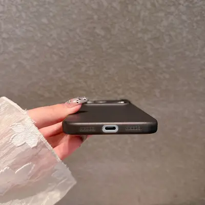 Matte ultradünne TPU-Schutzhülle für iPhone 18 Pro