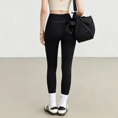 Women's Long-Sleeve Yoga Set, Thin Autumn Top, Pilates Training Wear - 9