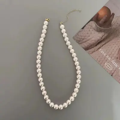 Französische leichte Luxus-Imitation Perlenkette für Damen, ins-Stil, gehobenes Gefühl, elegante Ausstrahlung, vielseitig einsetzbar, modische Schlüsselbeinkette, Influencer-Halskette - 10