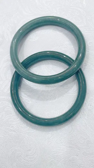 Natürlicher Typ-A-Jadeit-Armreif, Blau-Wasser, geschnitzt, Damen - 12