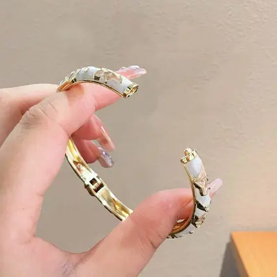 Enamel flower women's bracelet, open design - 5