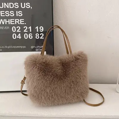 Kadın Peluş Tilki Kürklü Askılı Çanta Sonbahar Kış - 6