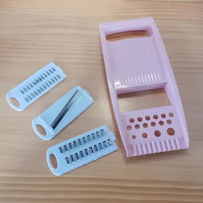 Sebze kesici Ev mutfağı için 4'ü 1 arada dilimleyici Patates, turp ve salatalık dilimlemek için çok fonksiyonlu sebze kesici, rende.