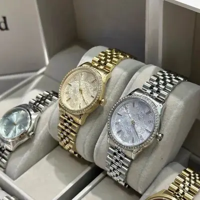 Kadın quartz saati, kabartmalı, ay ışığı tasarım - 2