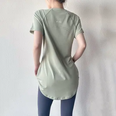 瑜伽服夏季女短袖中长款遮臀宽松显瘦跑步健身T恤运动上衣女