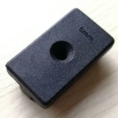 6mm Plastic Floor Clips, Screw Edge Clips