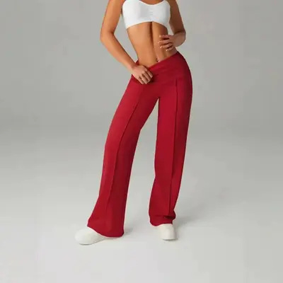 Schmal geschnittene lange Outdoor-Sporthose mit Bundnaht und Taschen