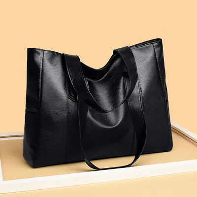 Women's large capacity shoulder bag, elegant and versatile commuter bag - 2