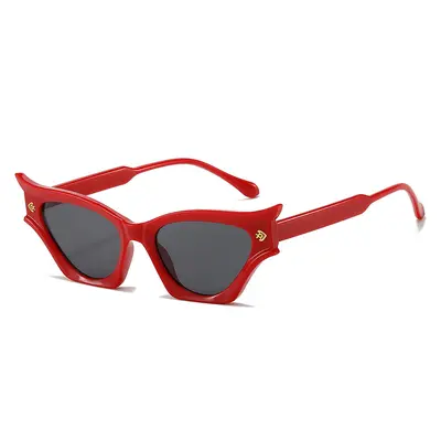 Angular Cat-Eye Sunglasses, Retro Style, Jumping-Shape Temple Detail - 10