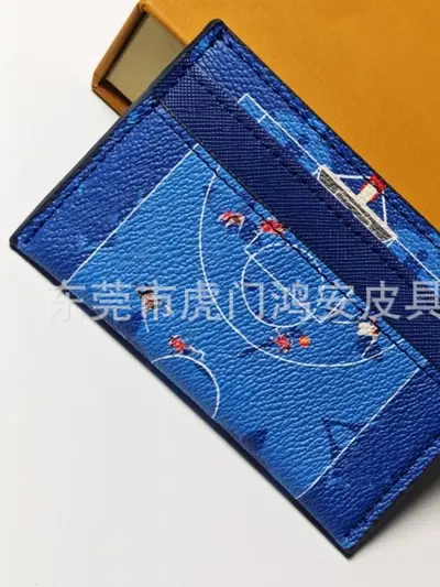 Passport wallet and card holder with cartoon design - 3