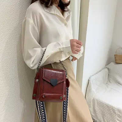 Kleine Vintage-Tasche für fettige Haut, doppelschichtige Großraum-Handytasche, Münzbörse, modische vielseitige Grenzüberschreitungs-kleine Tasche, Umhängetasche.