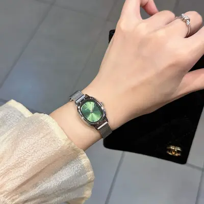 Bayan kuvartz saati, oval vintage tasarım - 11