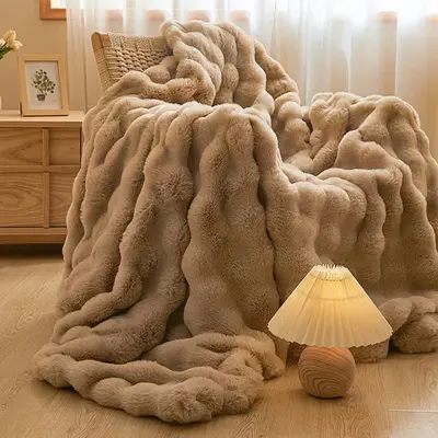Thick Rabbit Fleece Coral Fleece Blanket for Winter