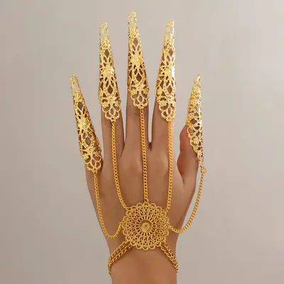 Gotik-Kettenfingerarmband Damen mit Ziernieten - 11