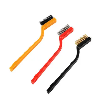 Soba fırçası, mutfak tezgahı, davlumbaz boşluğu temizleme fırçası, tencere alt fırçası, tel fırça, gaz sobası fırçası üç parçalı set
