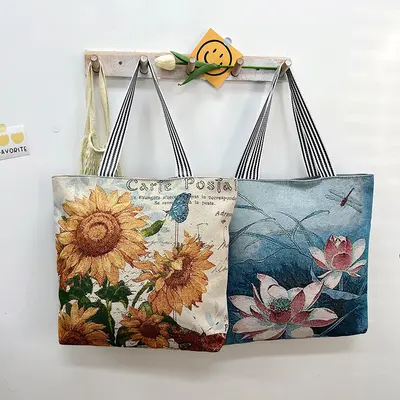 Gold Silk Fabric Women's Canvas Tote Bag with Creative Pattern