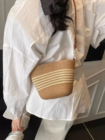Women's Woven Straw Bucket Bag for Summer Beach Vacation, Crossbody - 3