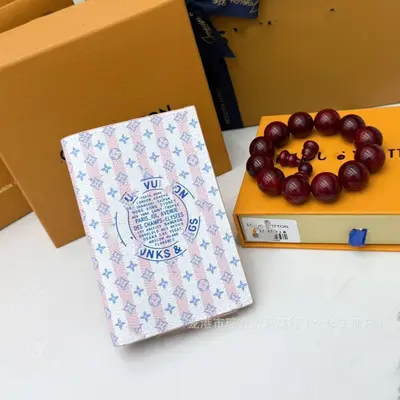 护照本M64502徽章新品花彩零钱包卡包小众ins多卡位卡包跨境热卖