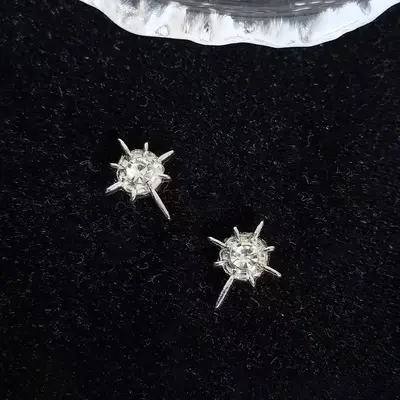 Magnetic Ear Clip for Men, Painless Punch-Free Earrings