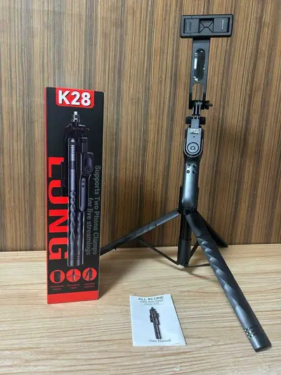 Bluetooth-Selfie-Stab K29, 2,15 m, mit Bodenstativ und Handstabilisator - 10