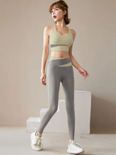 Women's Yoga Tank Top and Bra Set, Quick-Dry Sports Wear - 4